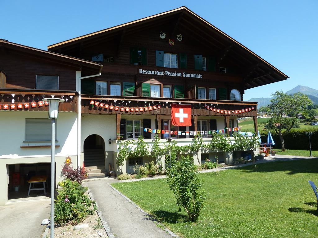 Hotel Restaurant Sunnmatt Aeschi Bei Spiez Buitenkant foto