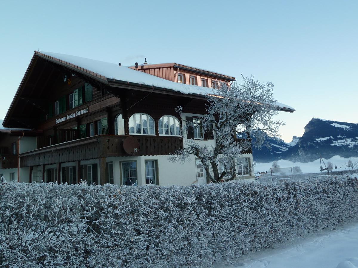 Hotel Restaurant Sunnmatt Aeschi Bei Spiez Buitenkant foto